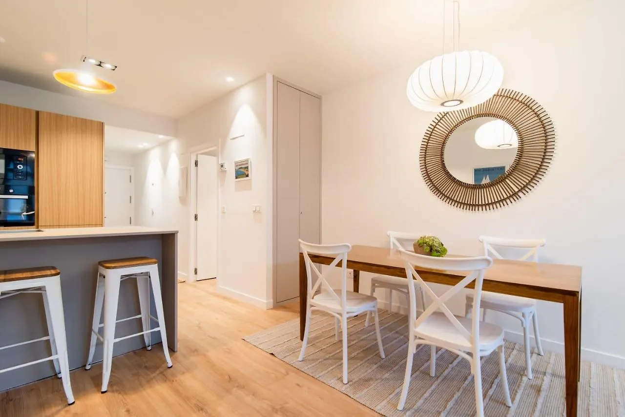Apartment Liberty Suites With Ac License Ess02716 San Sebastian